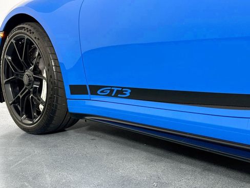 Used 2023 Porsche 911 GT3 RWD image 40