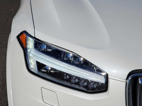 Certified 2024 Volvo XC90 T8 Ultimate w/ Protection Package Premier image 9