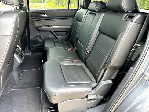 Used 2023 Volkswagen Atlas SE image 18