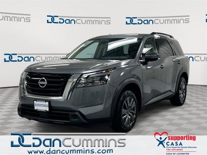 Used 2025 Nissan Pathfinder SV