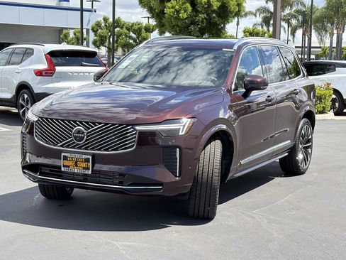 New 2026 Volvo XC90 T8 Ultra w/ Lounge Package AWD/4WD image 3