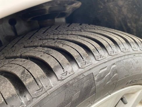 Used 2022 Toyota Camry SE image 23