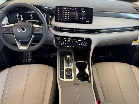 New 2026 INFINITI QX60 Luxe w/ Family Package image 10