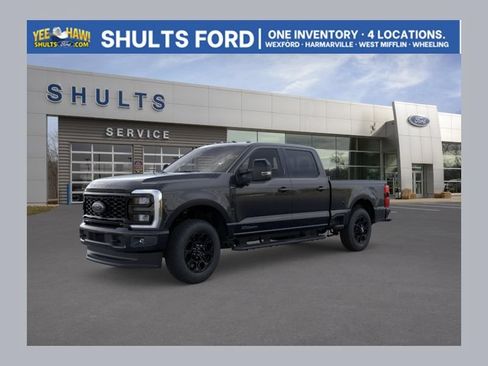 New 2026 Ford F250 Lariat w/ Black Appearance Package AWD/4WD image 1