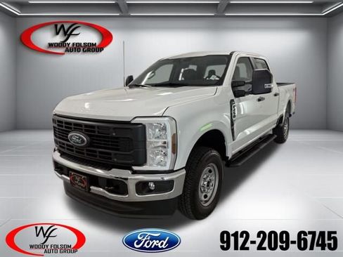 New 2026 Ford F250 4x4 Crew Cab Super Duty image 1