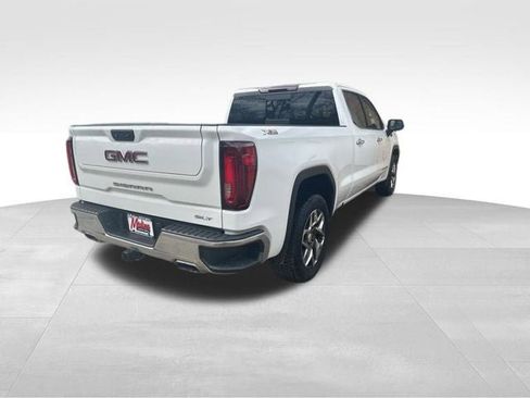 Used 2023 GMC Sierra 1500 SLT AWD/4WD image 4