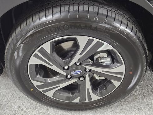 New 2025 Subaru Crosstrek 2.0i Premium image 6