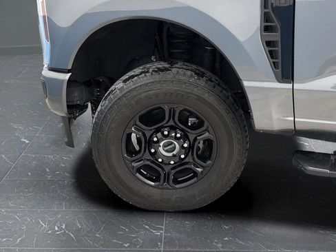 Used 2024 Ford F250 XLT w/ XLT Premium Package image 40