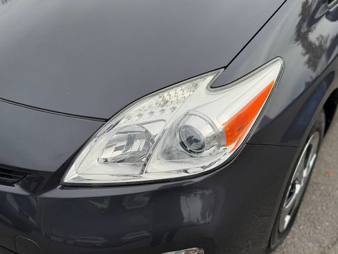 Used 2012 Toyota Prius Two image 90