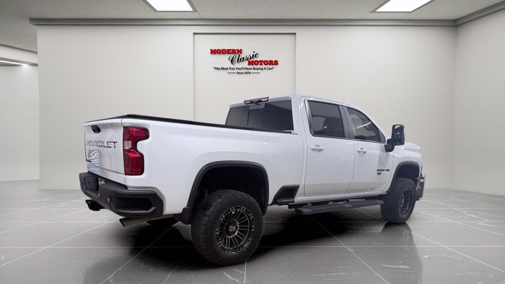 Used 2024 Chevrolet Silverado 3500 LT w/ All Star Edition AWD/4WD image 7