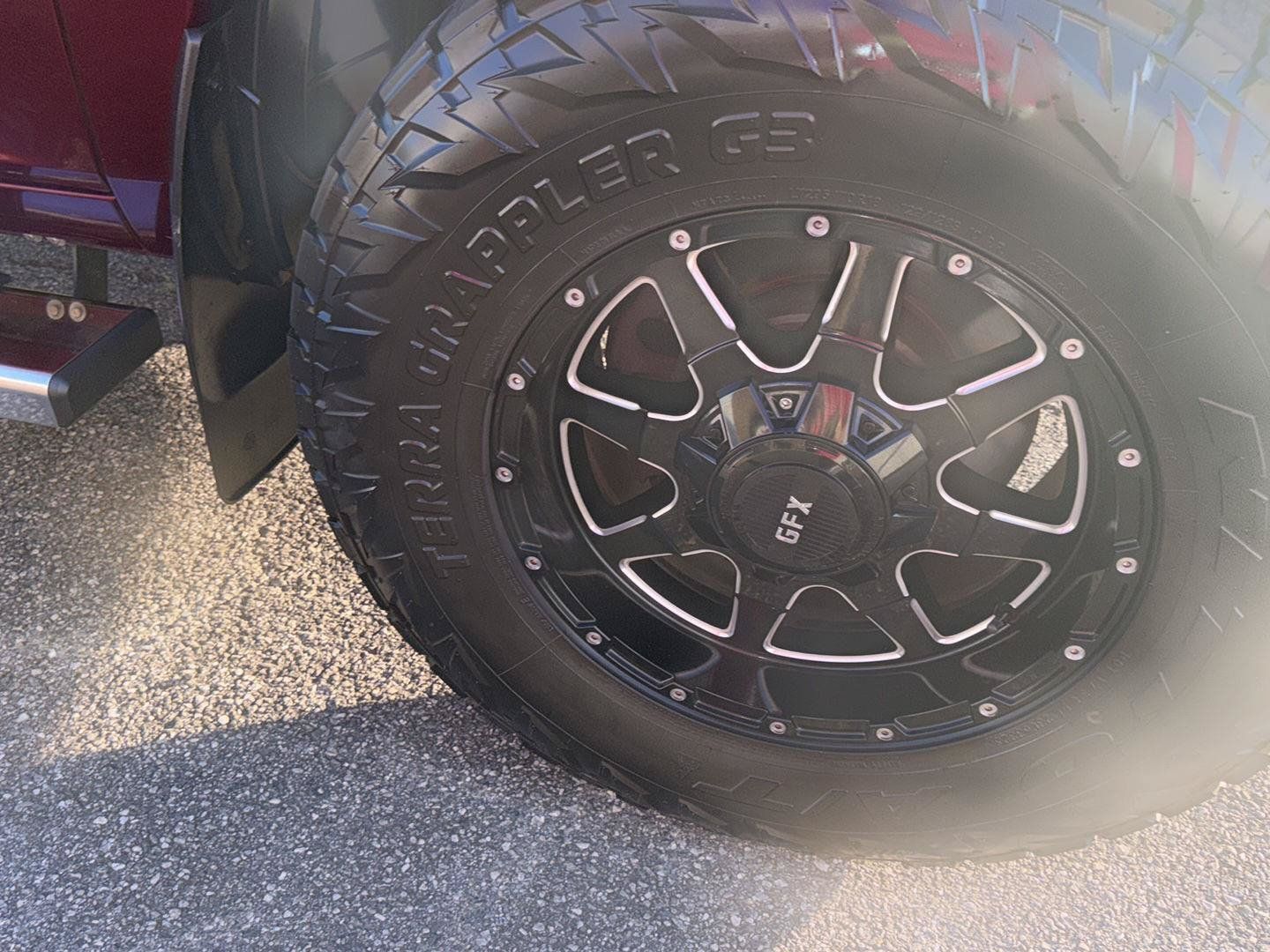 Used 2018 RAM 2500 Tradesman w/ Chrome Appearance Group AWD/4WD image 13