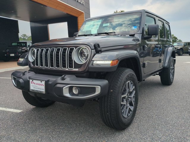 New 2026 Jeep Wrangler Unlimited Sahara w/ Technology Group AWD/4WD image 8