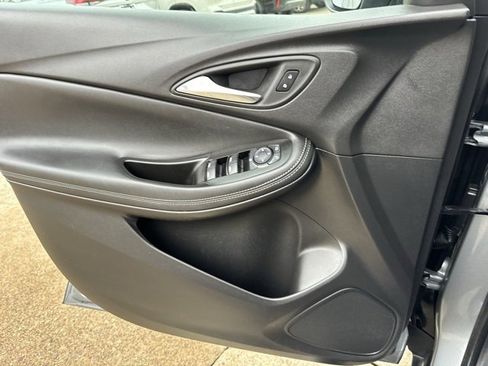 Used 2023 Buick Encore GX Preferred w/ Cold Weather Comfort Package image 21