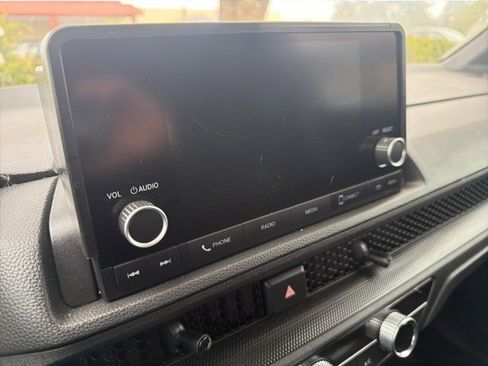 Used 2025 Honda CR-V Sport image 21