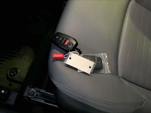 Used 2026 Toyota Corolla SE w/ SE Package image 26