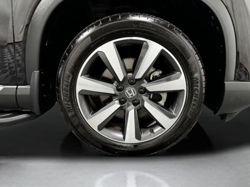 Used 2025 Honda Pilot Touring image 43