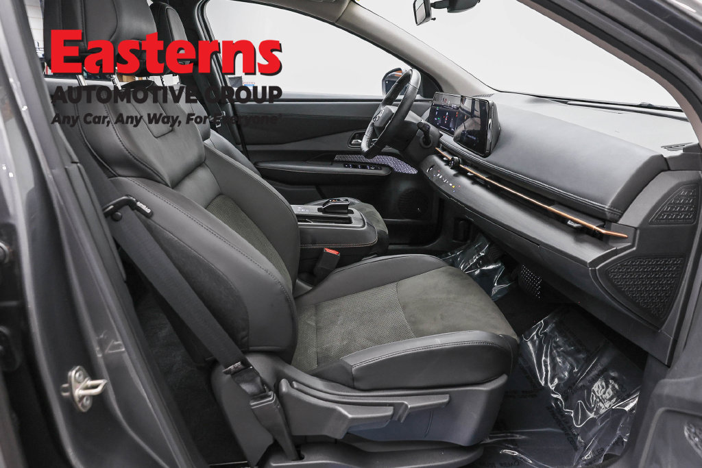 Used 2023 Nissan Ariya AWD image 27