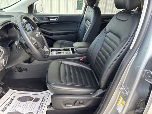 Used 2022 Ford Edge SEL w/ Convenience Package image 11