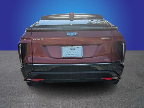 Certified 2024 Cadillac Lyriq Luxury AWD/4WD image 4