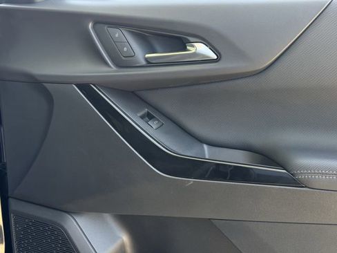 Used 2026 Chevrolet Equinox LT w/ Convenience Package II image 28