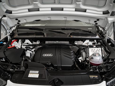 Certified 2024 Audi Q5 2.0T Premium w/ Summer of Audi Package image 45