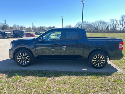 Used 2023 Ford Maverick Lariat w/ Lariat Luxury Package image 10