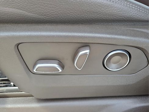 Used 2024 GMC Sierra 2500 Denali w/ Denali Reserve Package image 15