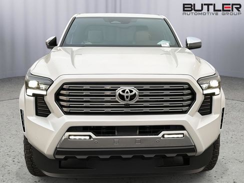 New 2026 Toyota Tacoma Limited AWD/4WD image 9