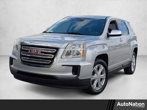 Used 2017 GMC Terrain SLE image 1