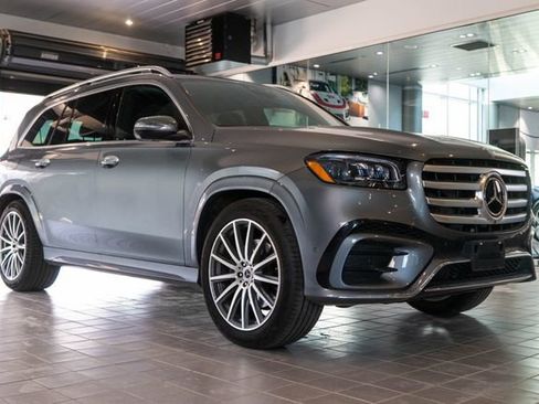 Certified 2025 Mercedes-Benz GLS 450 4MATIC image 1