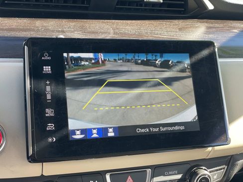 Used 2018 Honda Clarity Plug-In Hybrid image 8