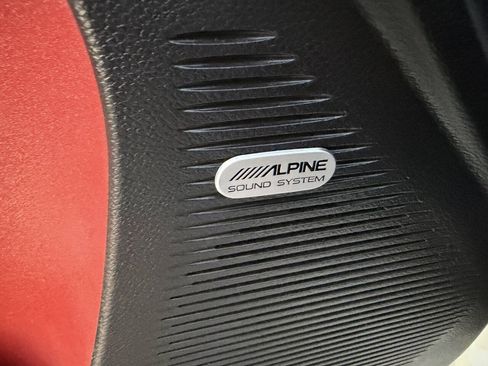 Used 2019 Dodge Challenger SRT Hellcat w/ Laguna Leather Package RWD image 23