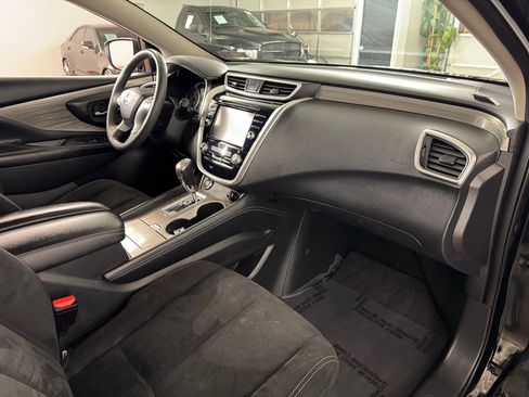 Used 2017 Nissan Murano SV image 34