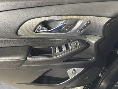 Certified 2023 Chevrolet Traverse Premier image 24