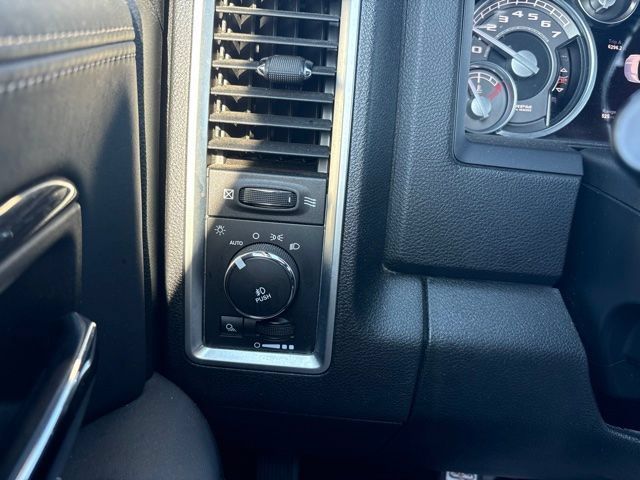 Used 2015 RAM 1500 Limited AWD/4WD image 20