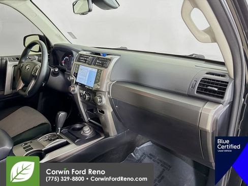 Used 2023 Toyota 4Runner SR5 AWD/4WD image 31