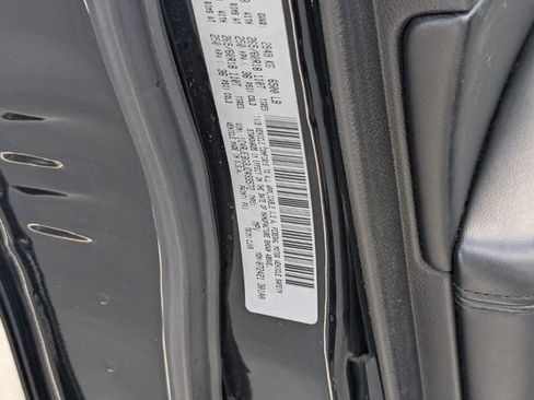 Used 2018 Jeep Grand Cherokee Limited image 20