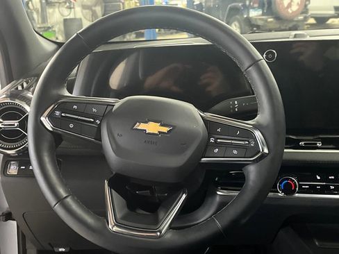 New 2026 Chevrolet Equinox LT w/ Convenience Package II AWD/4WD image 14