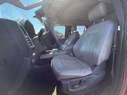 Used 2018 Ford Expedition Limited w/ Equipment Group 302A RWD image 18