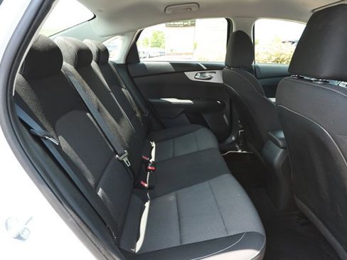 Used 2023 Kia Forte LXS FWD image 28