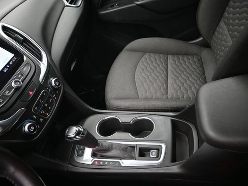Used 2019 Chevrolet Equinox LT AWD/4WD image 15