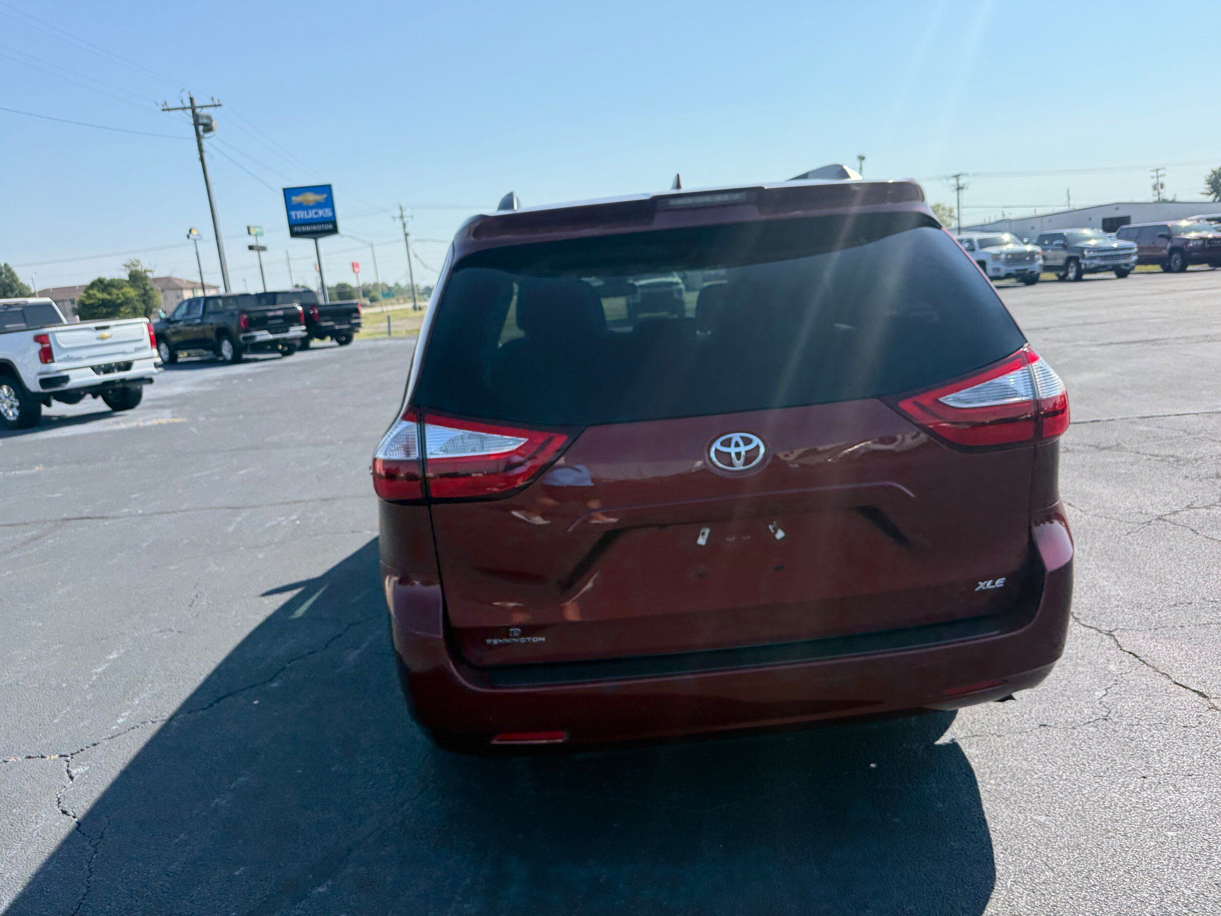 Used 2019 Toyota Sienna XLE FWD image 6