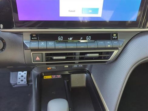 New 2026 Toyota Camry SE image 22