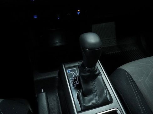 Certified 2023 Toyota Tacoma TRD Off-Road image 19