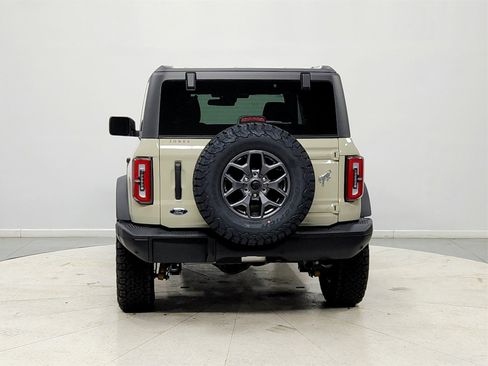 New 2025 Ford Bronco Badlands image 6