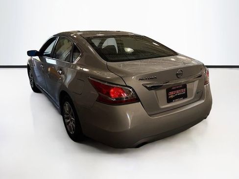 Used 2014 Nissan Altima 2.5 S FWD image 8
