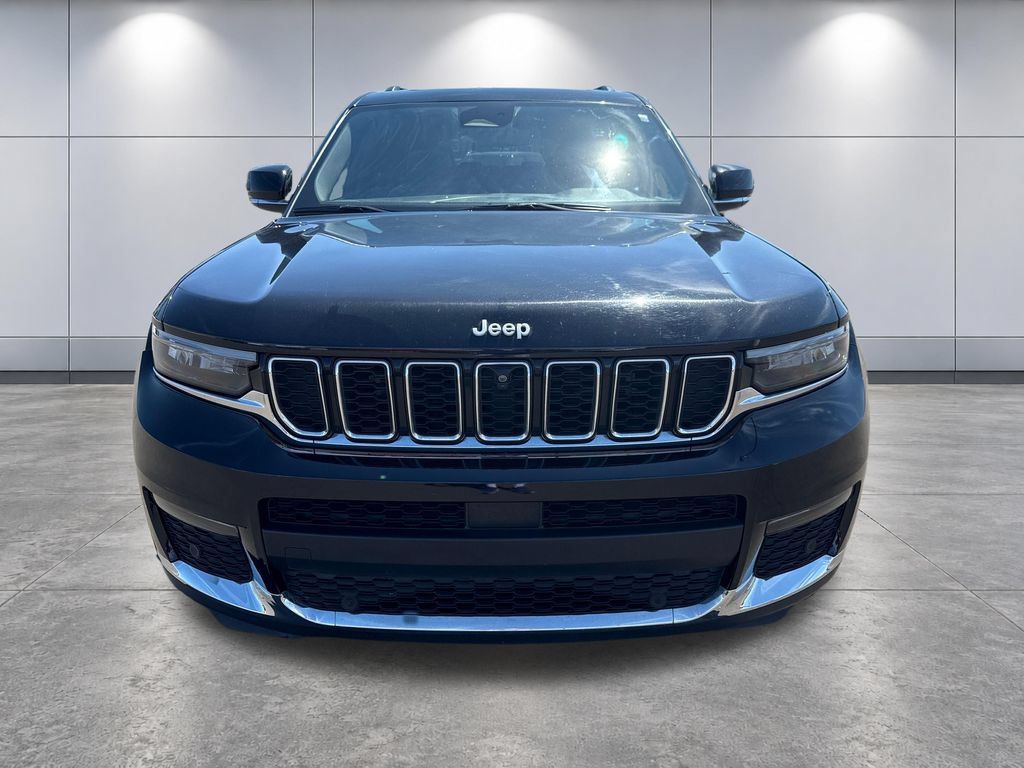 Used 2024 Jeep Grand Cherokee L Limited w/ Luxury Tech Group II AWD/4WD image 8