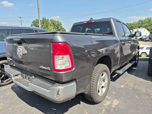 Used 2021 RAM 1500 Big Horn AWD/4WD image 3