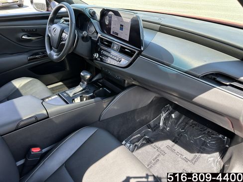 Used 2023 Lexus ES 250 w/ Premium Package AWD/4WD image 25