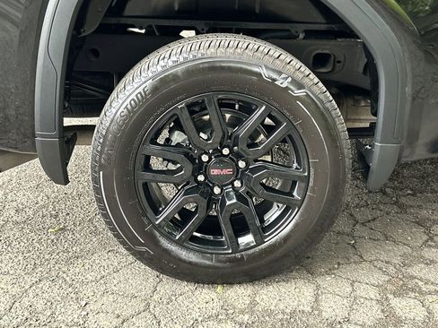 Used 2025 GMC Sierra 1500 Elevation AWD/4WD image 12